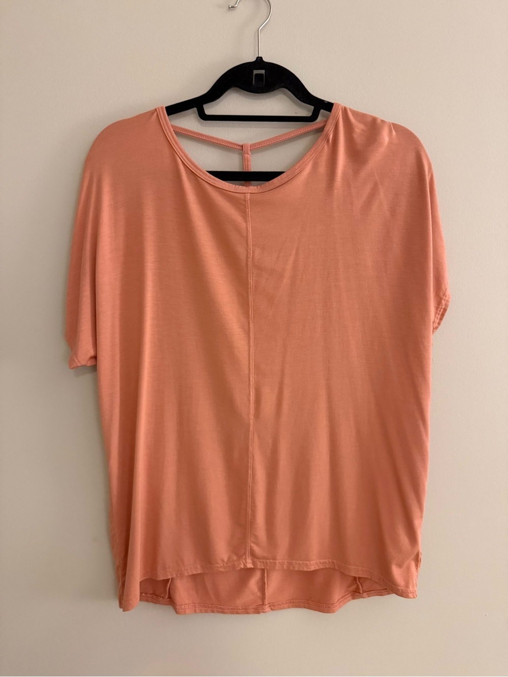 HARI Coral Short Sleeve Tee with T-Back Detail